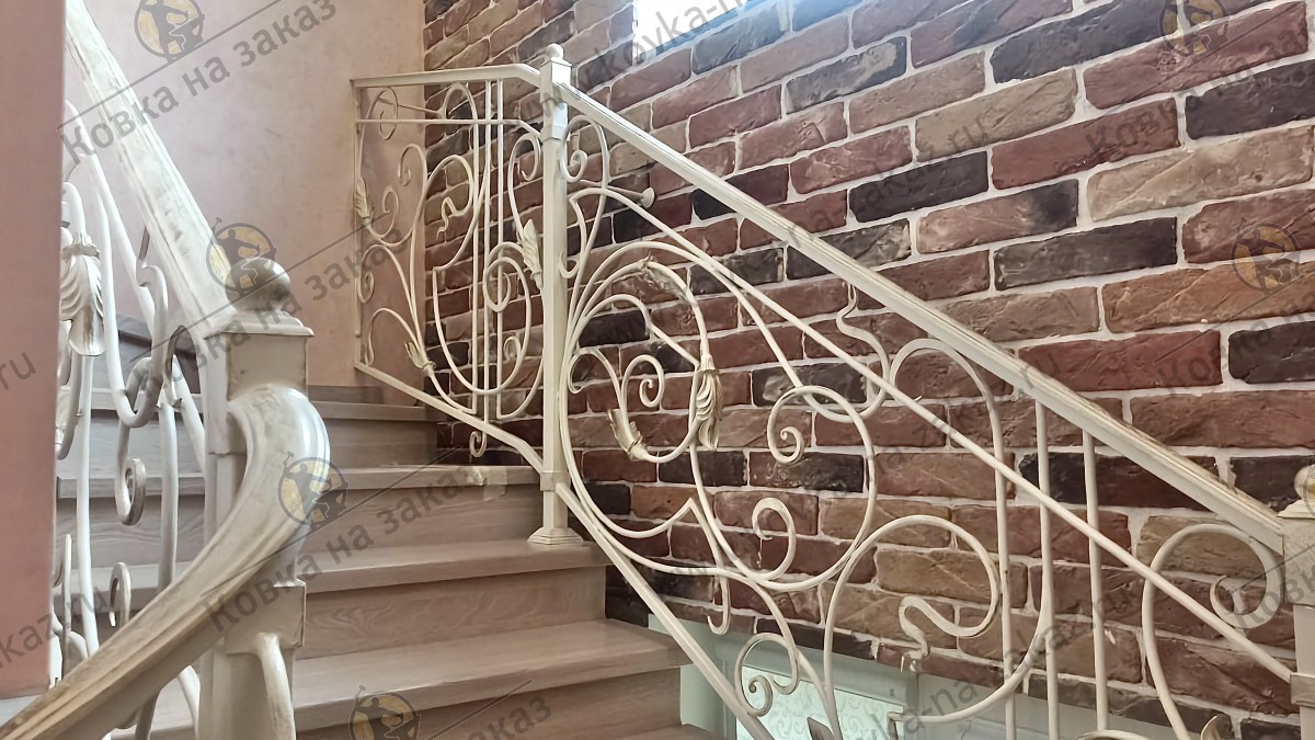 Перила для&nbsp;лестницы загородного дома в&nbsp;Спасске Рязанской области, фото 4